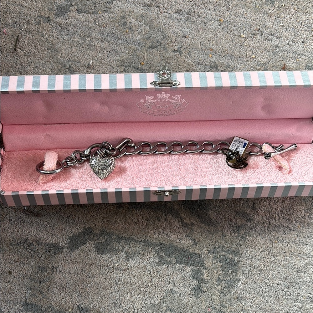 Juicy Couture Silver Key and Card Holder with Delicate Chain and Heart Charm